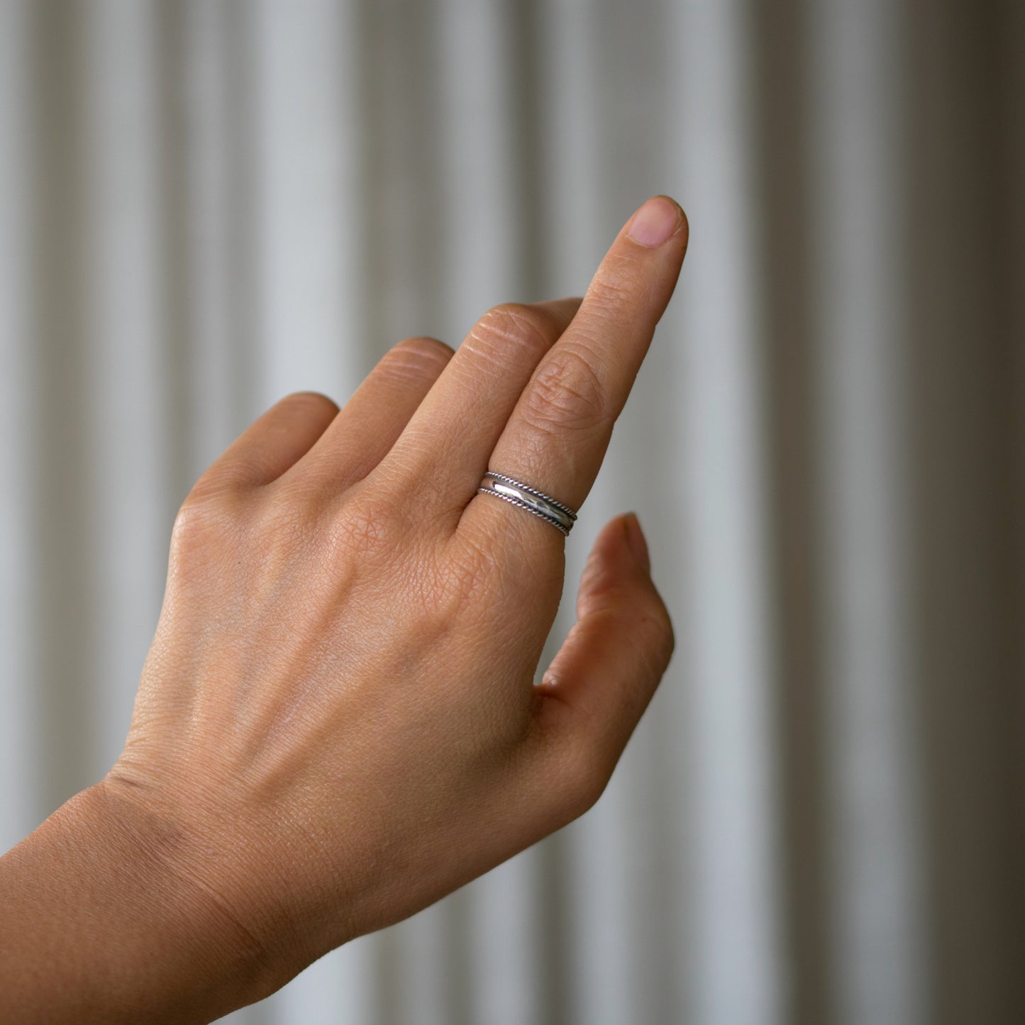 Ngoen ring